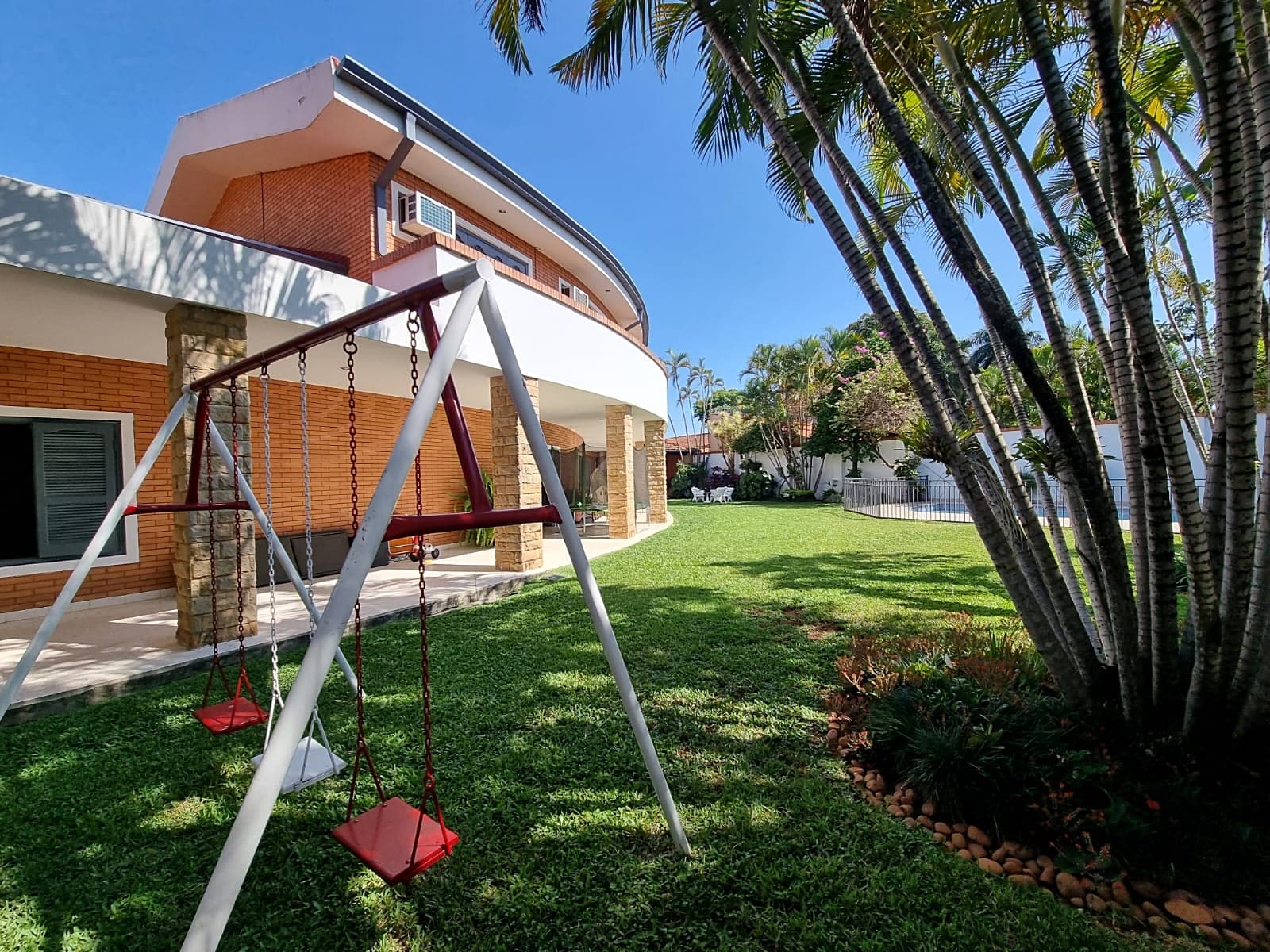 VENDO RESIDENCIA DE 1.138 M2 EN CULDESAC BARRIO SAN CRISTOBAL – 3