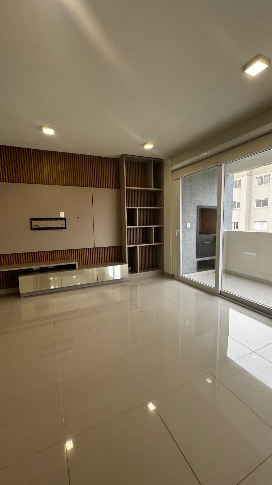 Alquilo Departamento Semi Nuevo de 2 Habitaciones en Suite. Villa Morra – 2