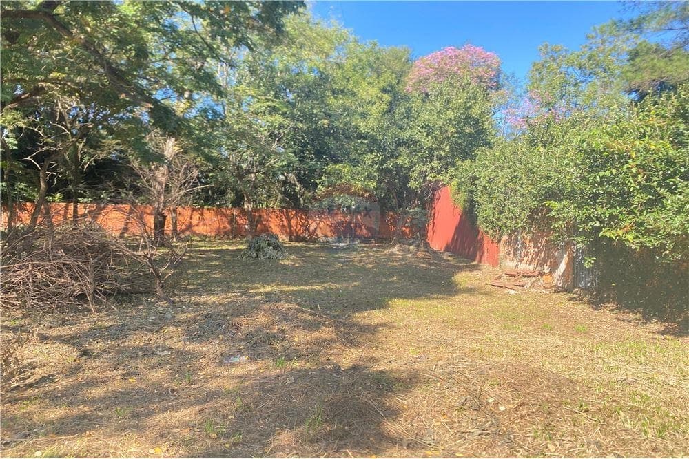 VENDO TERRENO EN SAN LORENZO – 3