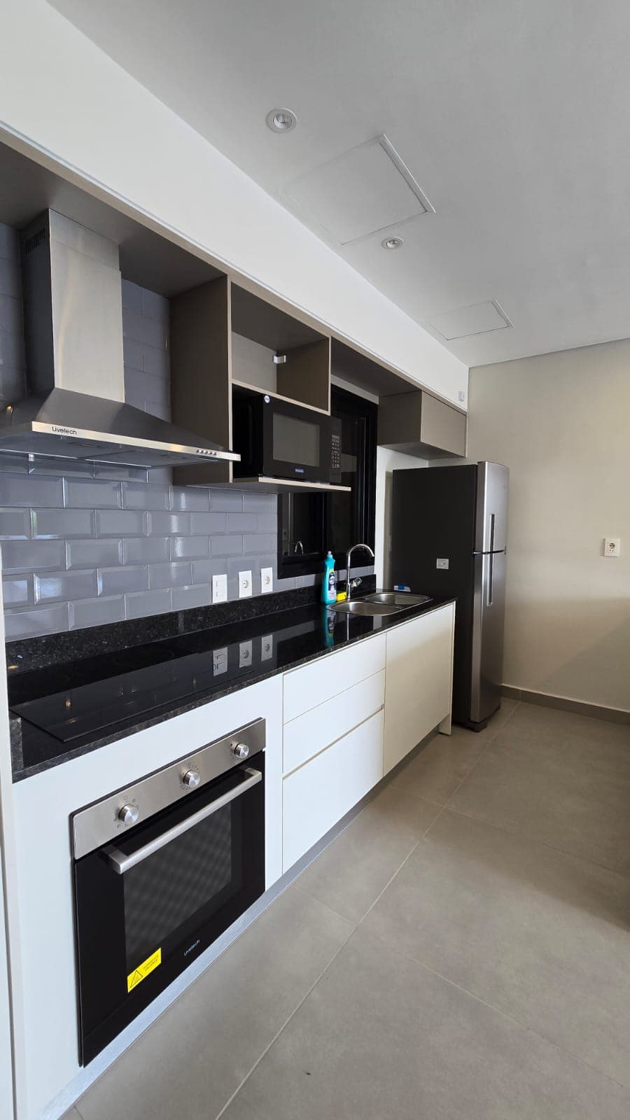 Alquilo Departamento Amplio de 2 Dormitorios en Las Mercedes - LAP7770336 – 3