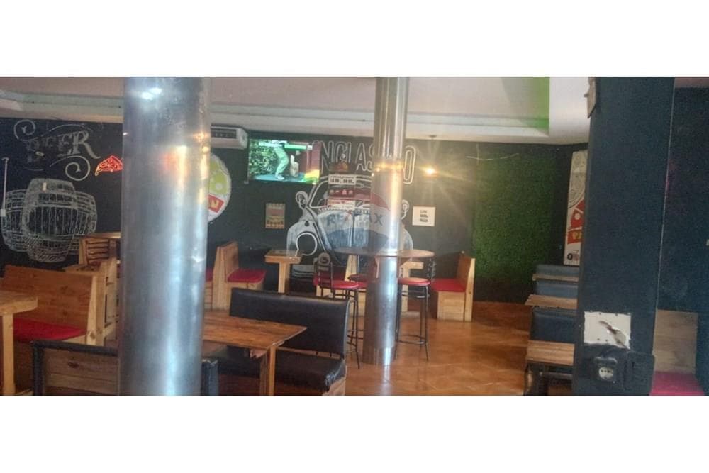 Propiedad Comercial En Fernando De La Mora, – 3