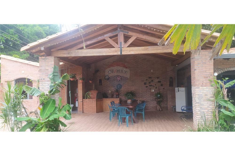 ALQUILO CASA CON PISCINA-AMOBLADA- ITAUGUA – 3
