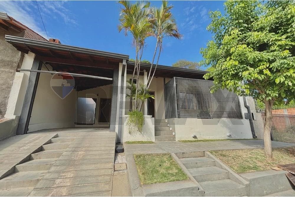 Casa De 2 Dormitorios En Alquiler - Excelente Ubicación En Lambaré – 2