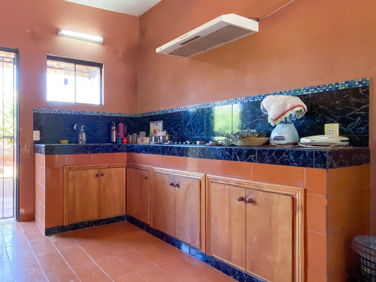 VENDO CASA EN LUQUE LAURELTY Z/ BRITEZ BORGES