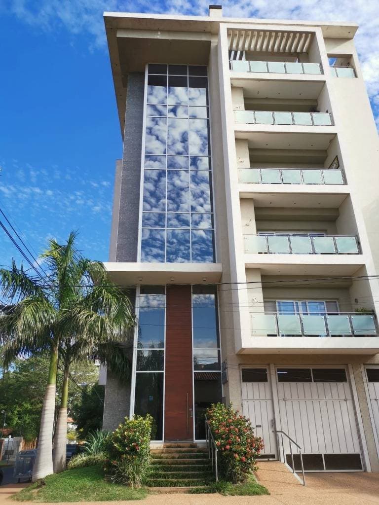 ALQUILO Departamento 3 dormitorios en Herrera, Asunción