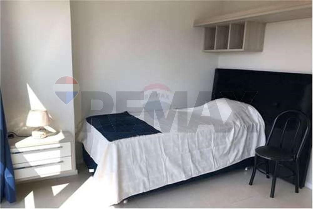 ALQUILO HERMOSO Y AMPLIO DEPARTAMENTO