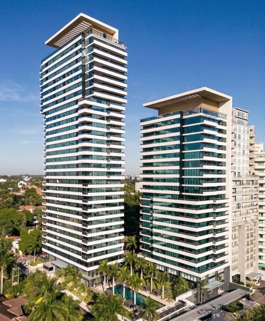Lujoso departamento amoblado en alquiler - Torre Eminent, Ycua Sati – 2