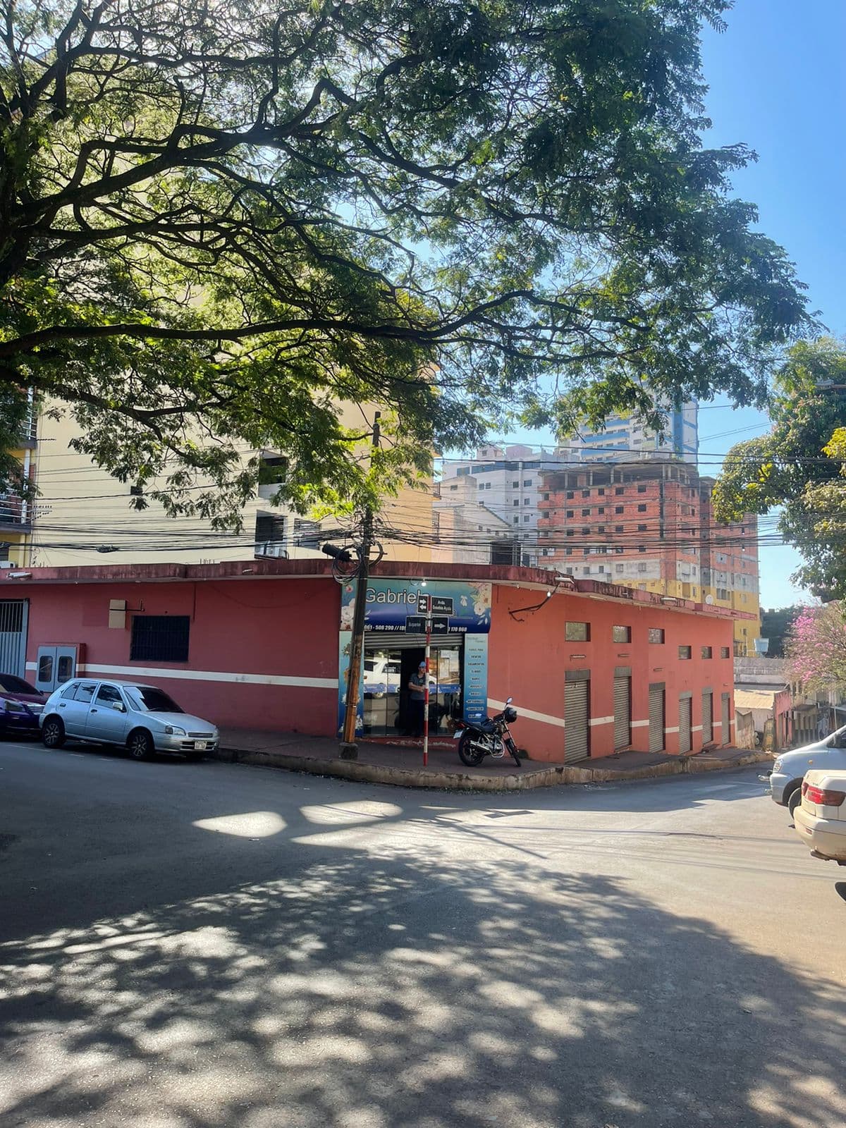 VENDO IMPORTANTE INMUEBLE EN EL CENTRO DE CDE!! – 2