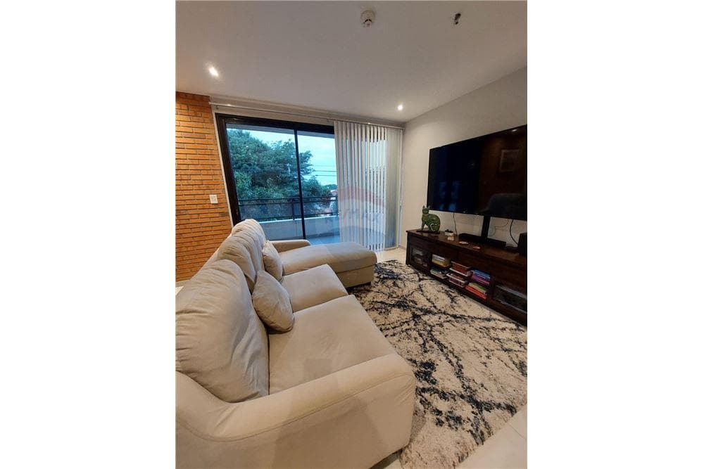 AMPLIO DEPARTAMENTO EN BARRIO LOS LAURELES – 3