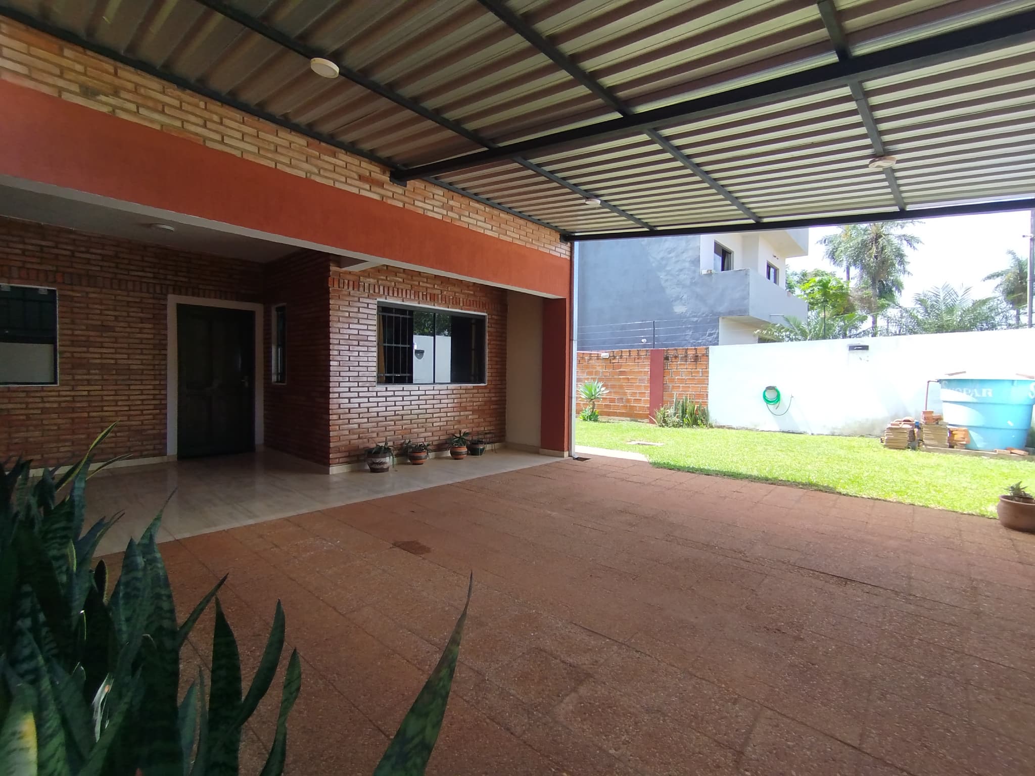 Casa En Venta En Marambure, Luque – 3