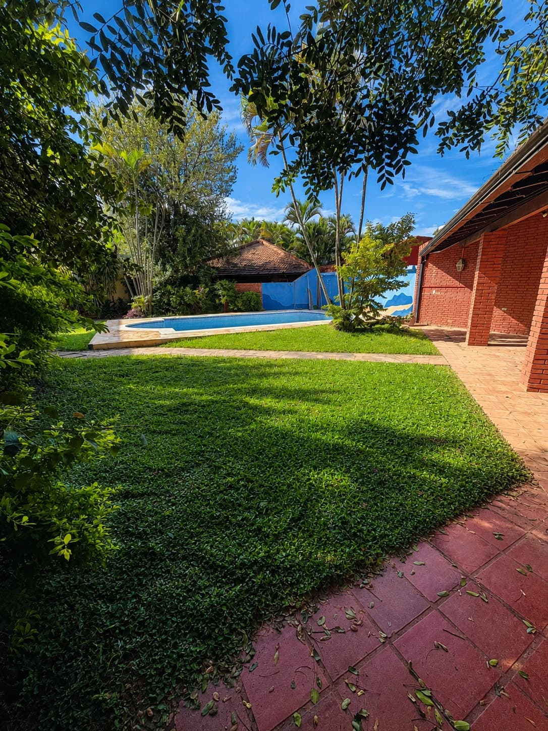 EN VENTA PROPIEDAD EN LAS LOMAS - 700.000 USD – 3