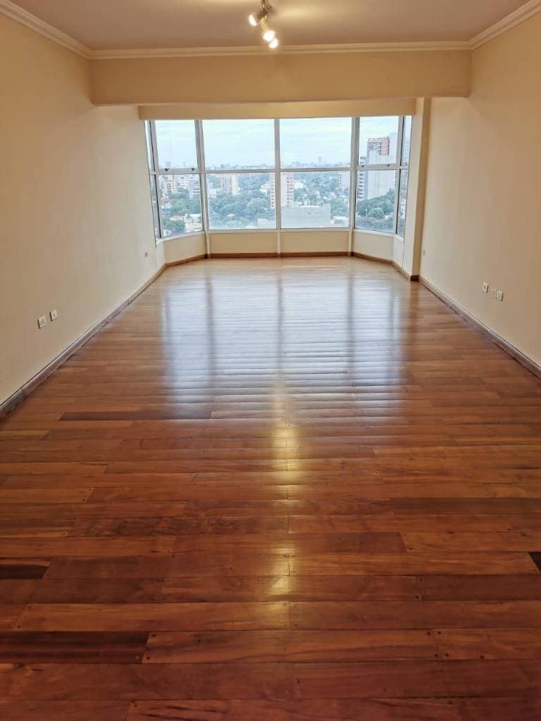 VENDO AMPLIO DEPARTAMENTO DE 3 DORM CON ÁREA DE SERVICIO - EDIFICIO KARIMI – 2