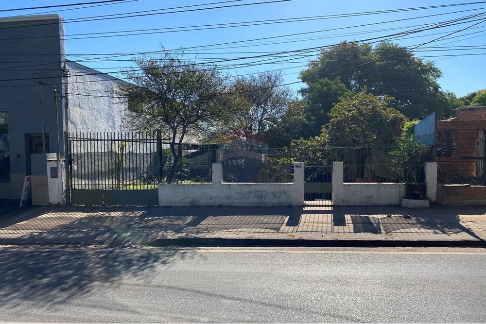 Vendo terreno sobre Calle Ultima