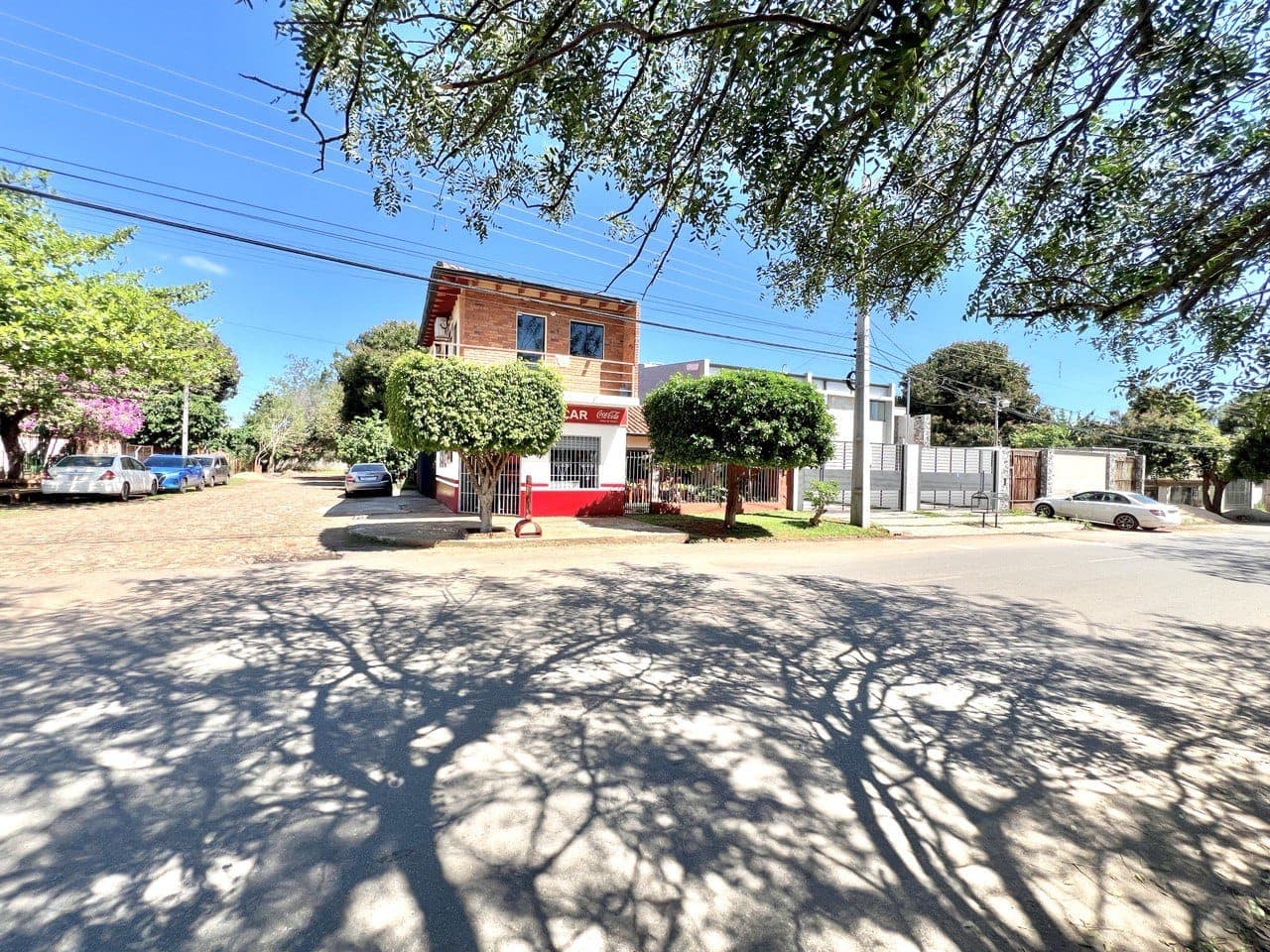 VENDO CASA ESQUINA - ZONA CONMEBOL – 3