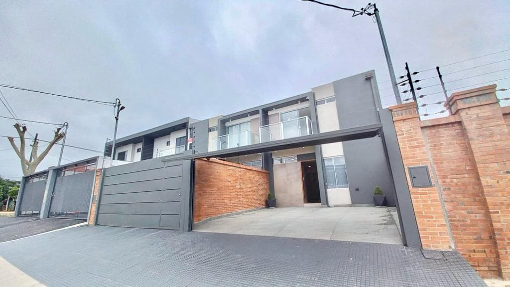 En Venta Duplex A Estrenar En Villa Elisa V159/