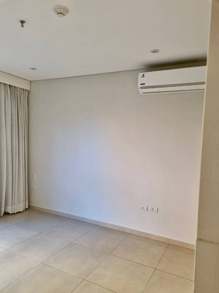 DEPARTAMENTO EDIF. MARÍA ANTONIA II 165 m2 propios | área serv. | 2 cocheras – 3