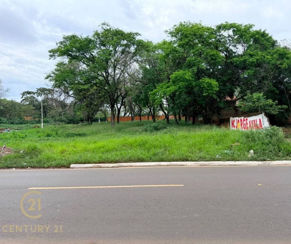 VENDO TERRENO SOBRE LAGUNA GRANDE – 2