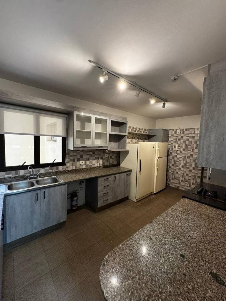 Exclusivo departamento de lujo en Las Mercedes – Edificio Las Residentas – 3
