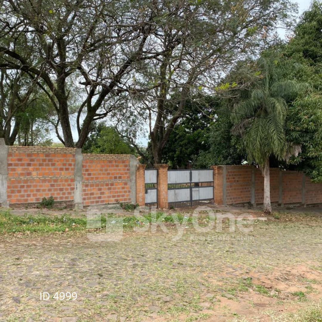 Venta de Amplio Terreno Amurallado en Lambaré-Zona Yacht y Golf Club – 3