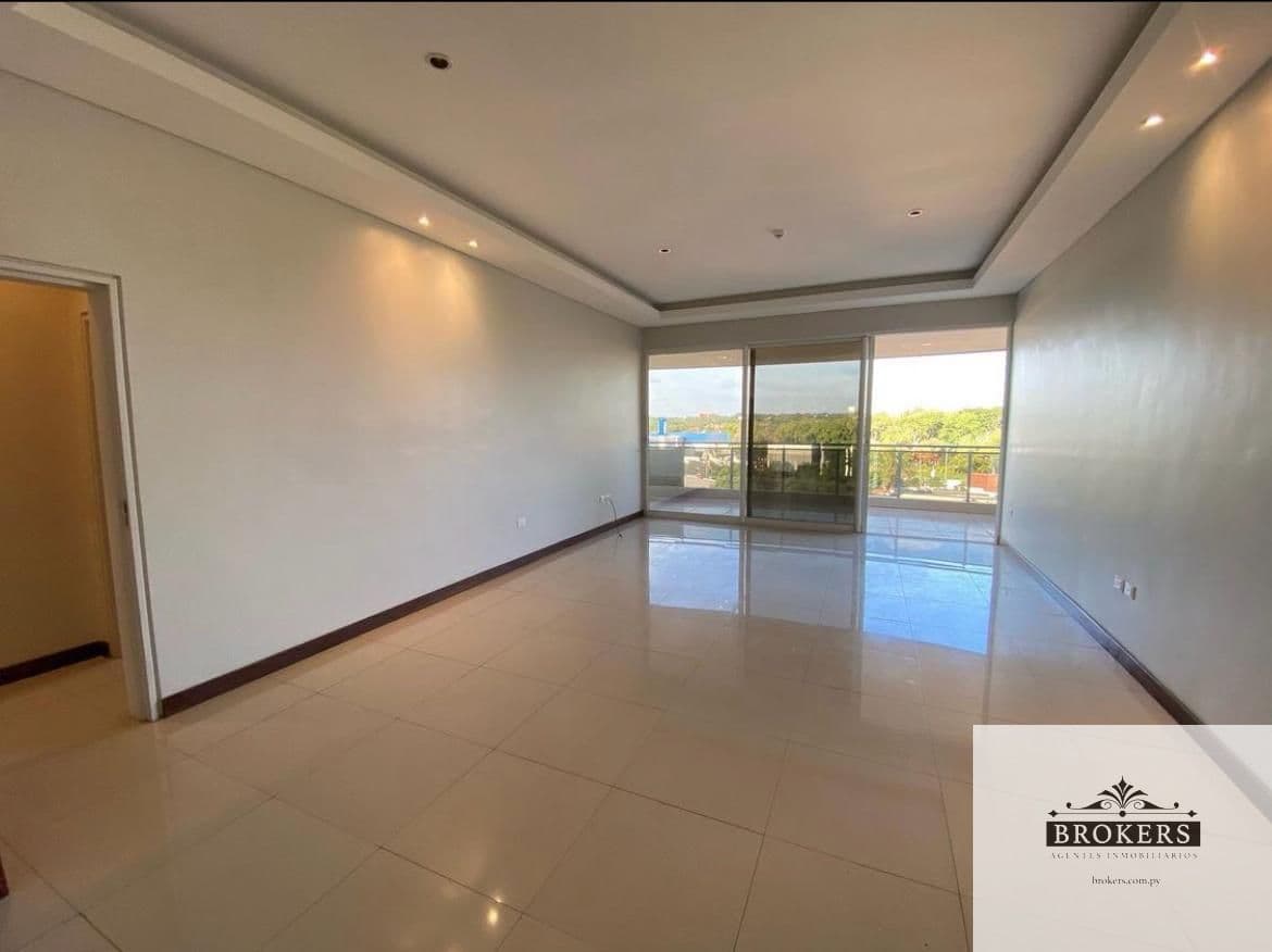 Alquilo Amplio Departamento de Tres Dormitorios En Suite En Villa Aurelia