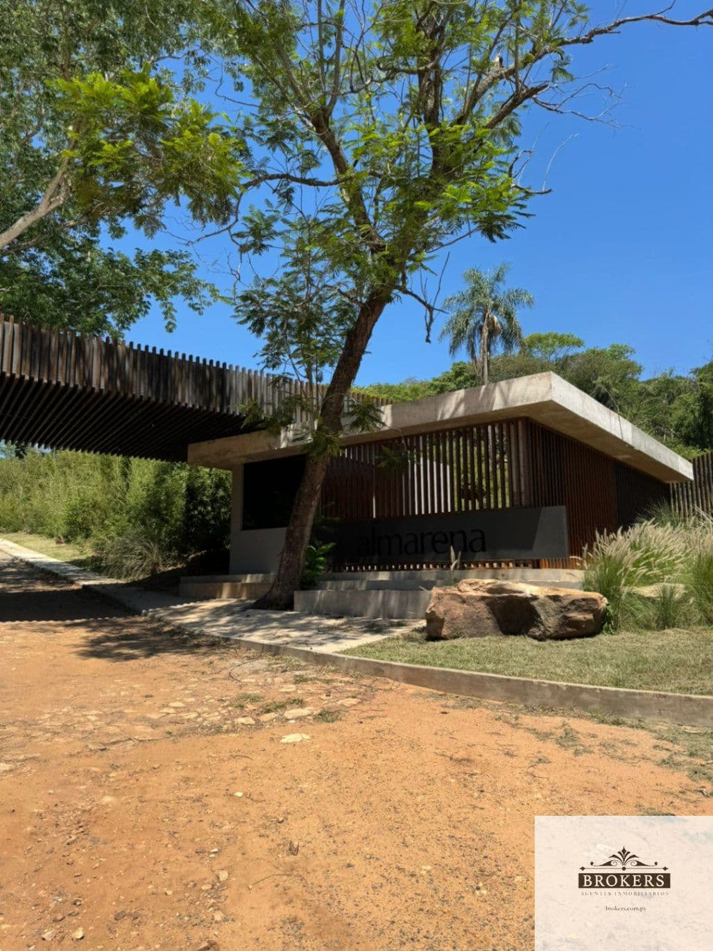 Vendo Terreno De 1.159 m2 Con Vista Al Lago En Condominio En San Bernardino – 2