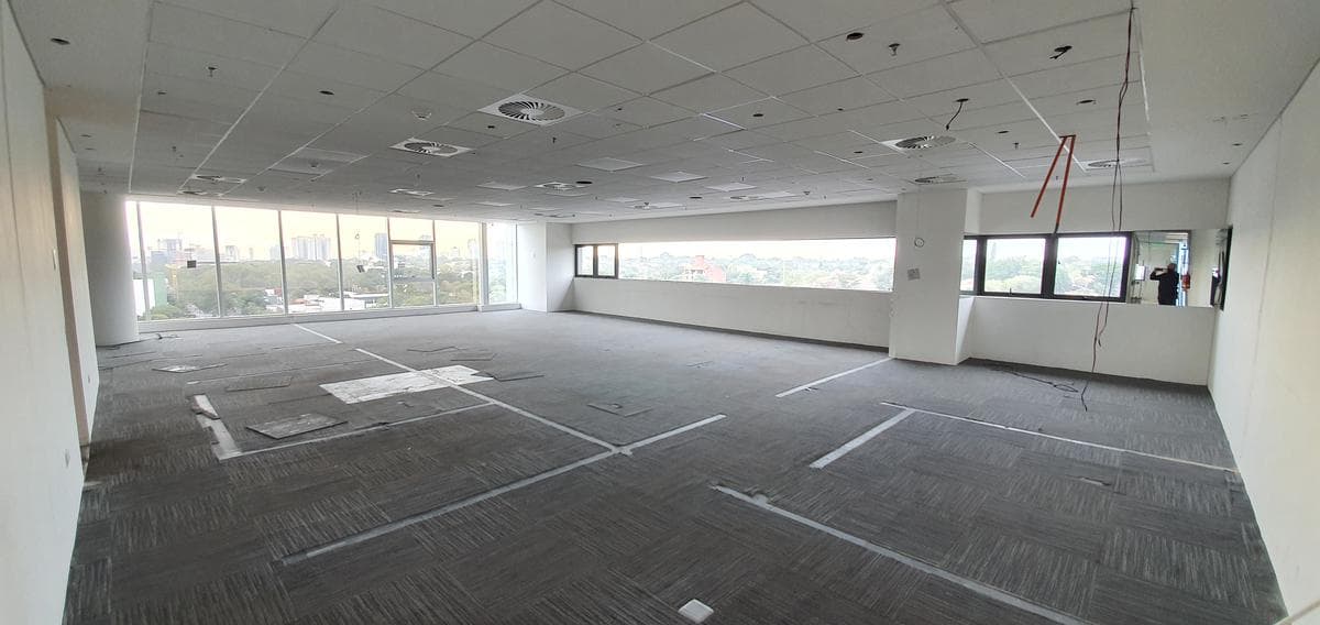 Alquilo A Estrenar Oficina Corporativa de 222 m² Con 2 Cocheras En Villa Morra – 3