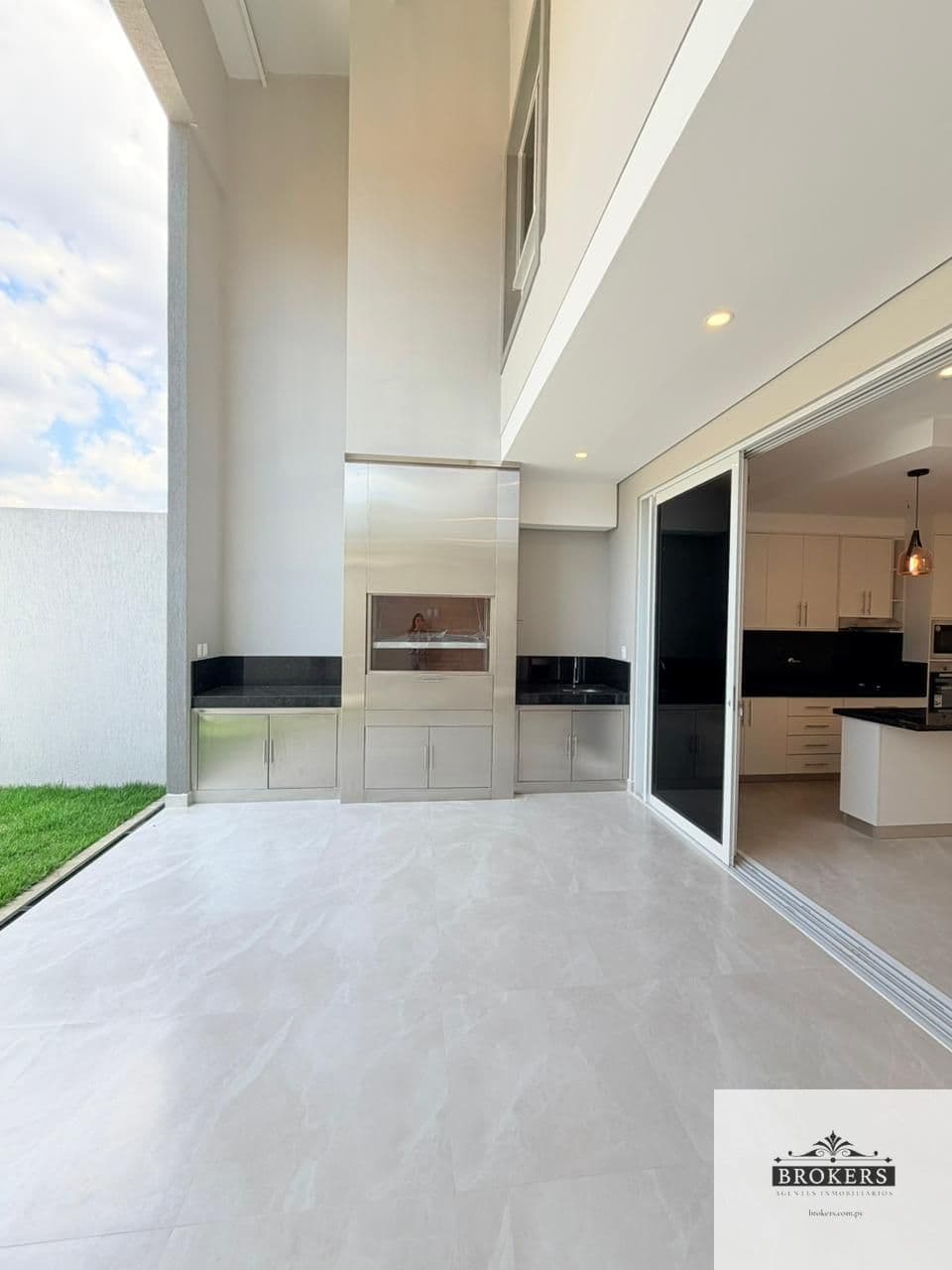 Dúplex en venta a Estrenar de 3 Suite c/ Piscina en Villa Aurelia – 3