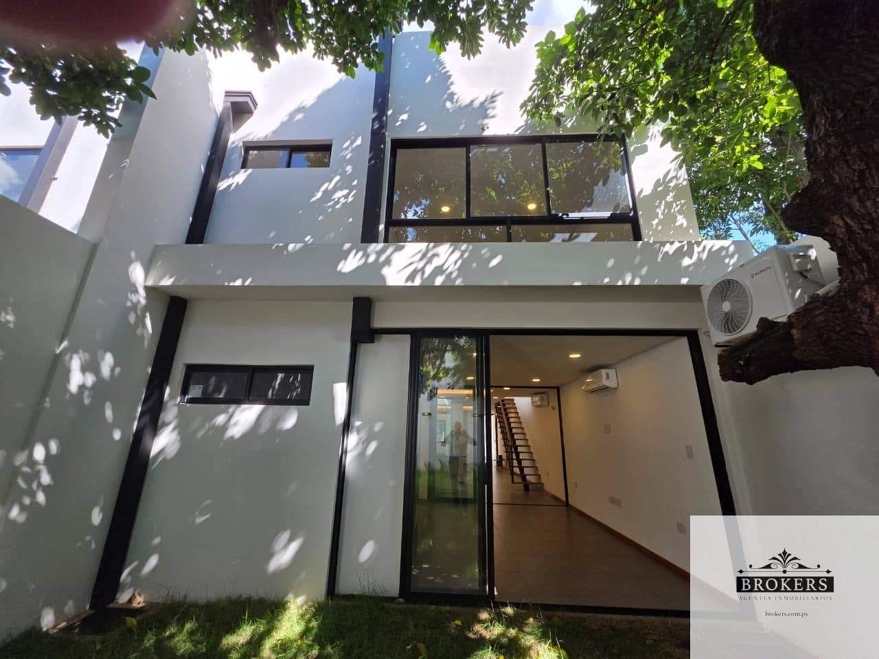 Vendo Hermoso Duplex a Estrenar De 3 Dormitorios Zona Plaza Madero – 2