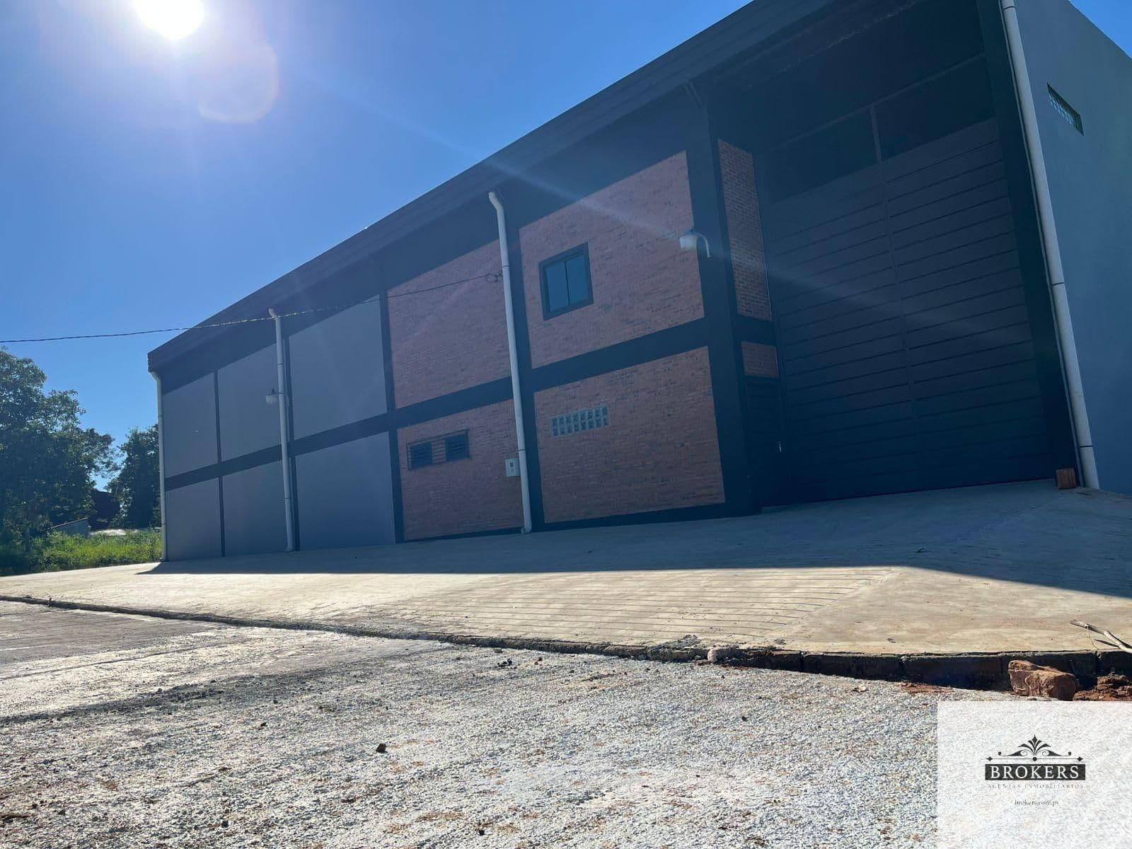 Alquilo Deposito A Estrenar De 700 m2 Ubicado En Mariano Roque Alonso – 2