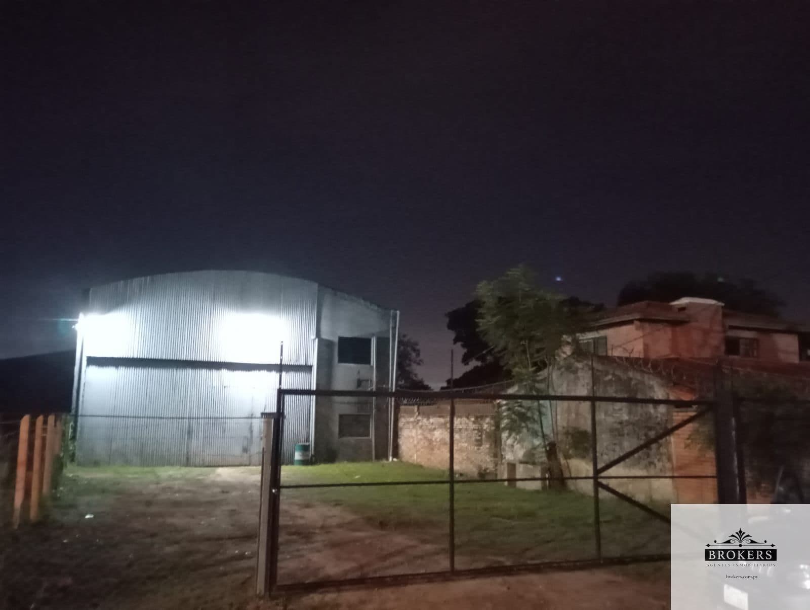 Depósito en alquiler de 480m2 ubicado en Mariano Roque Alonso – 3