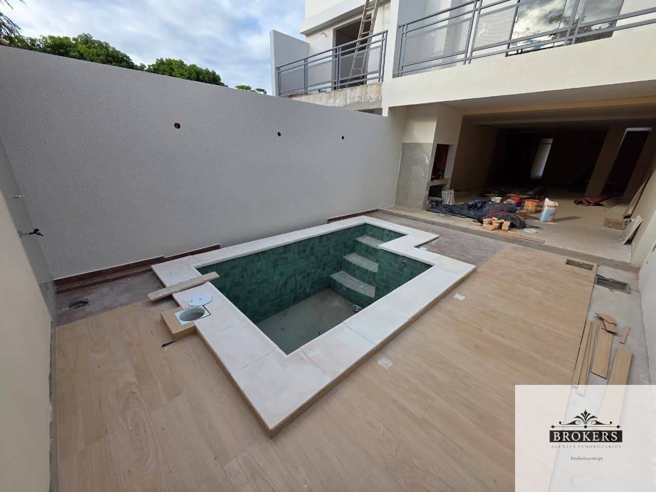 Alquilo Duplex De 3 Suites Con Area de Servicio y Piscina En Zona Seminario