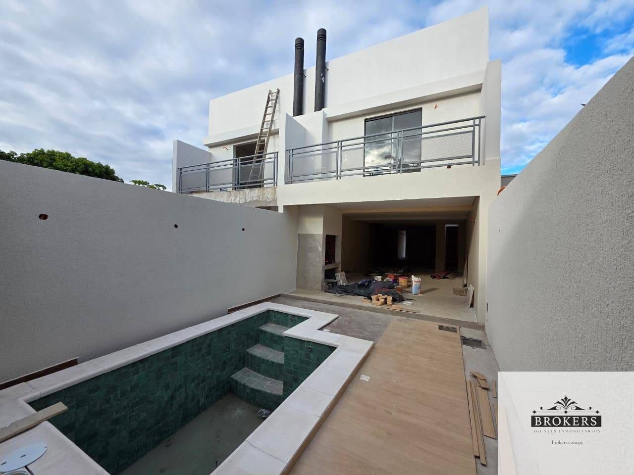 Alquilo Duplex De 3 Suites Con Area de Servicio y Piscina En Zona Seminario – 2