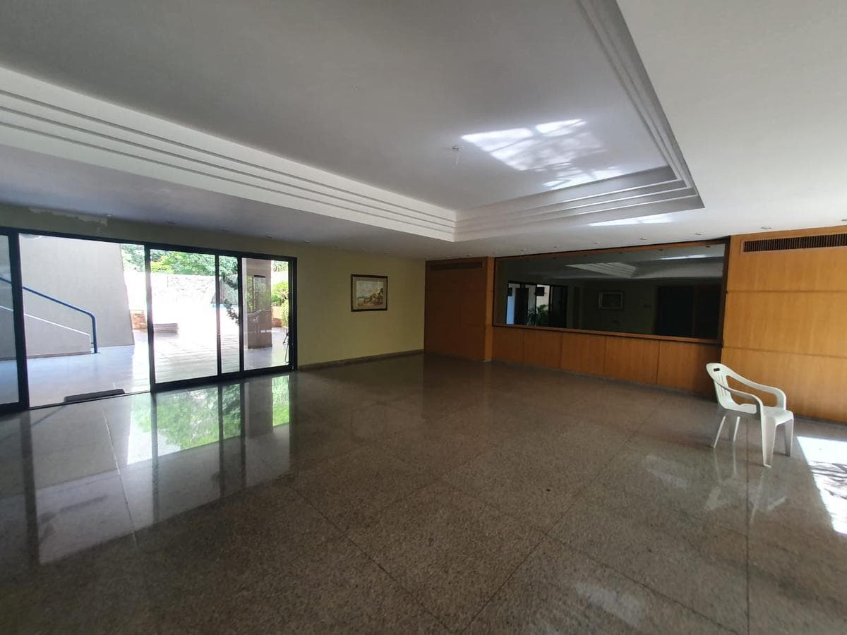 Vendo Amplio Departamento De 2 Dormitorios En Barrio Las Lomas
