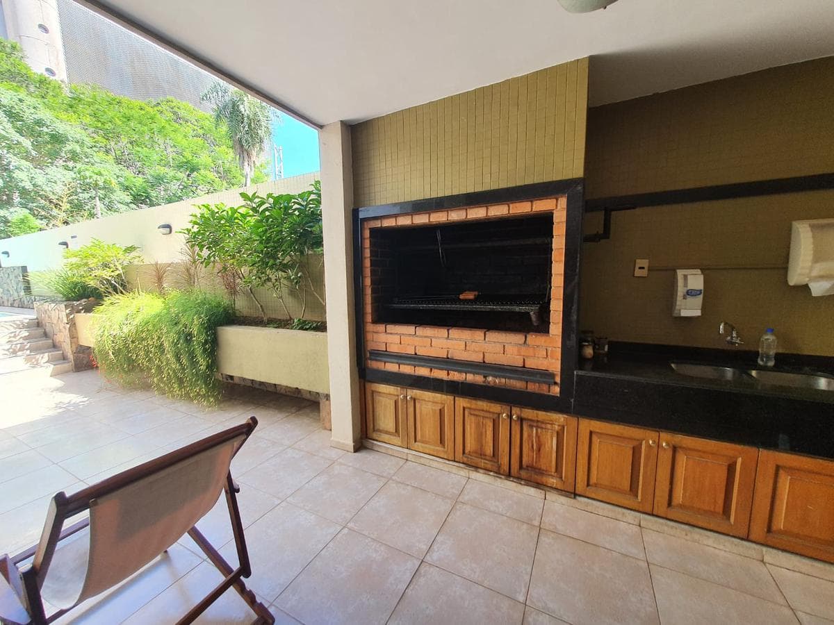 Vendo Amplio Departamento De 2 Dormitorios En Barrio Las Lomas – 3