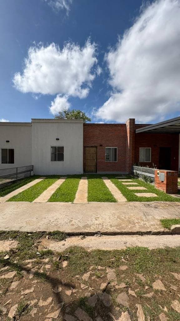 EN VENTA BARRIO CERRADO EN LUQUE TAVAMAY – 3