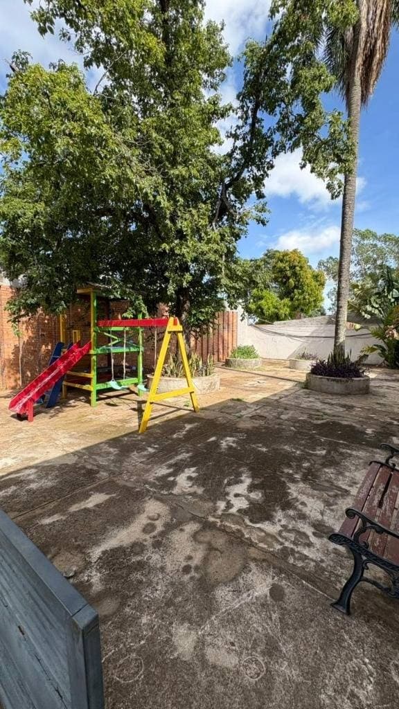 EN VENTA – Casa en Barrio Cerrado Tavamay | Mora Cué – Luque – 3