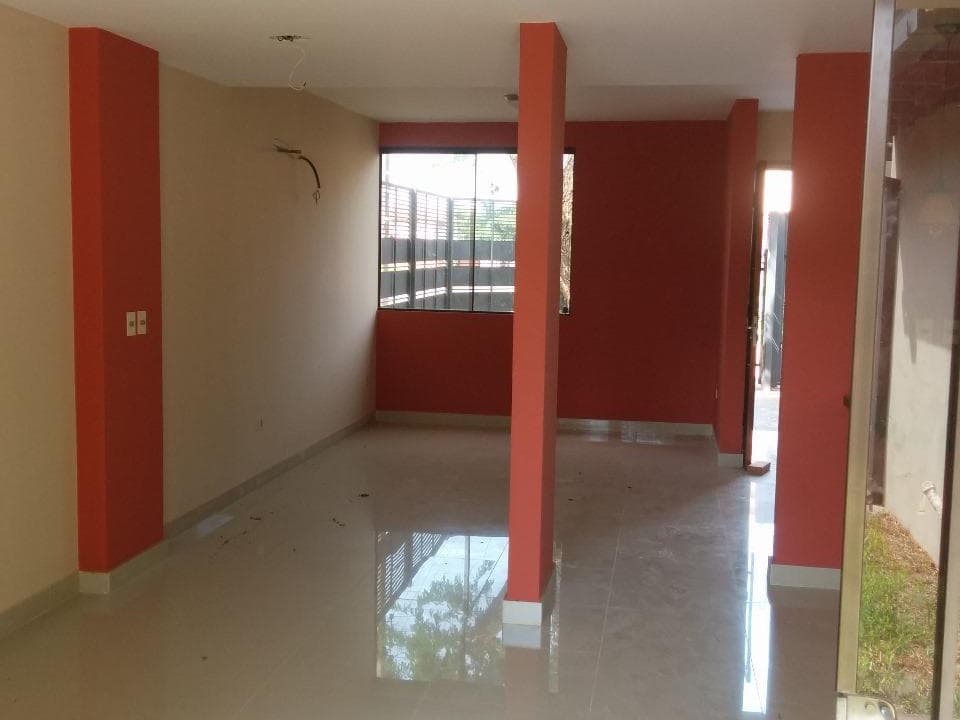 EN ALQUILER – HERMOSO DÚPLEX EN SAN LORENZO – 3
