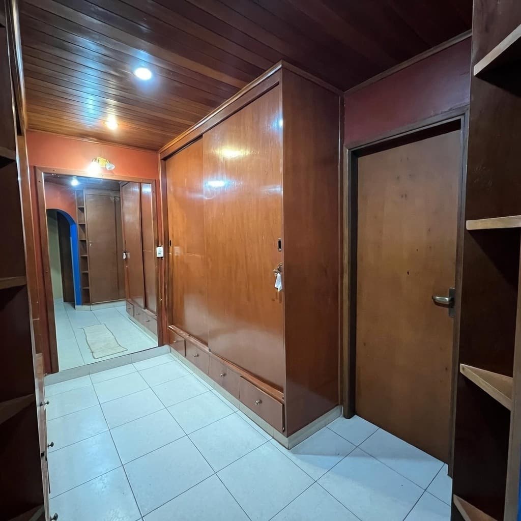 Casa Con Piscina, Jacuzzi Y Quincho | 4 Dorms | 3 Cocheras | Fernando De La Mora – 3