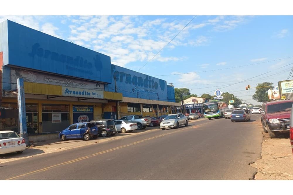 ALQUILO SALÓN COMERCIAL SOBRE LA EXRUTA 1 KM. 18 – 2
