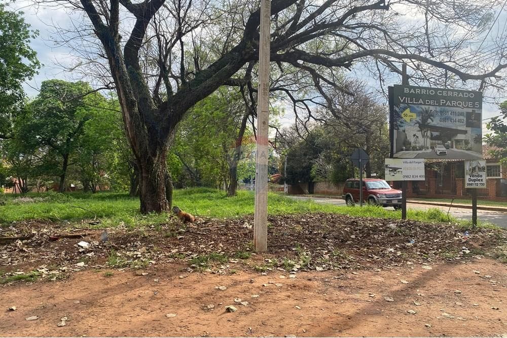 Terreno de 1.086 m2 en Esquina - Ubicación Estratégica en San Lorenzo – 2