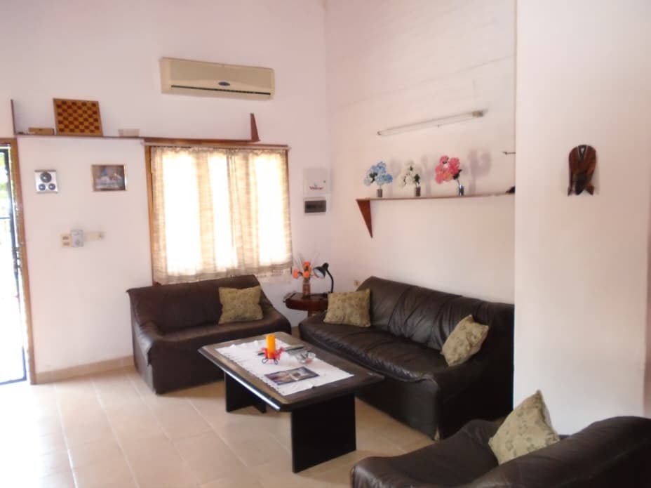 Venta De Hotel- Villa Elisa. – 3