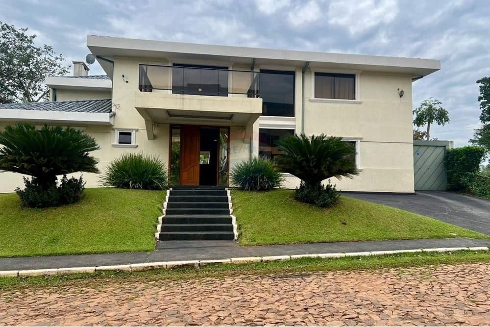 Alquilo lujosa casa zona Luque, Aeropuerto ✨