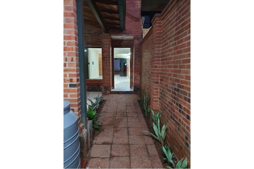 EN ALQUILER DUPLEX Fernando de la Mora zona Norte – 3