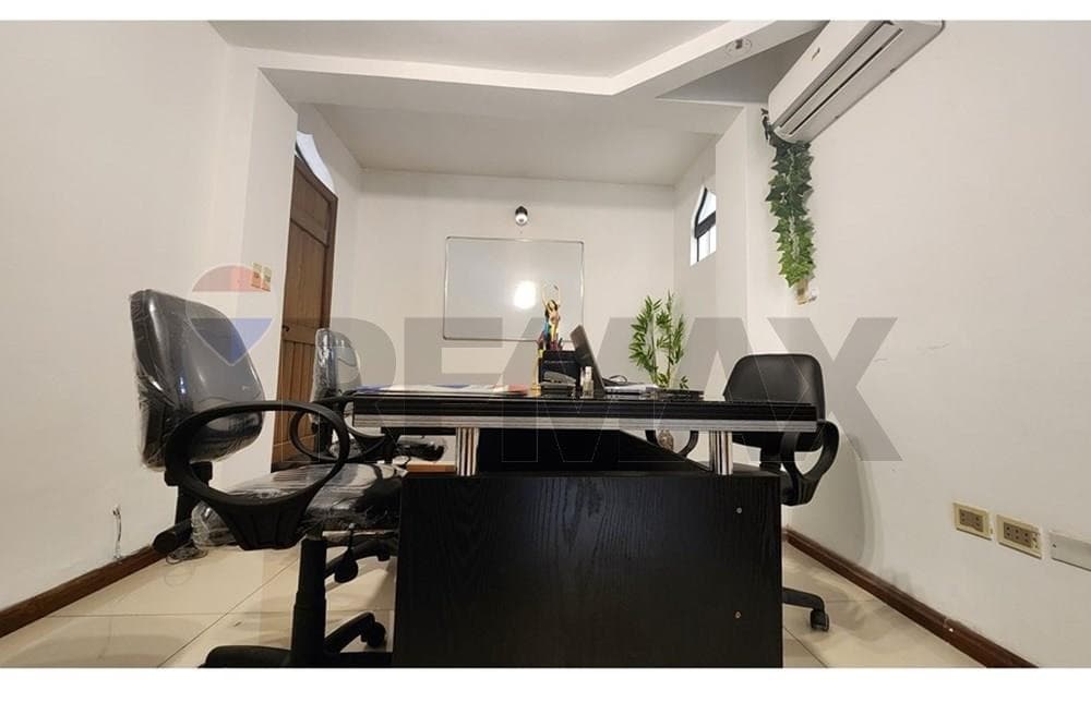 ALQUILO CASA P/ OFICINA – BO .MCAL ESTIGARRIBIA – 3