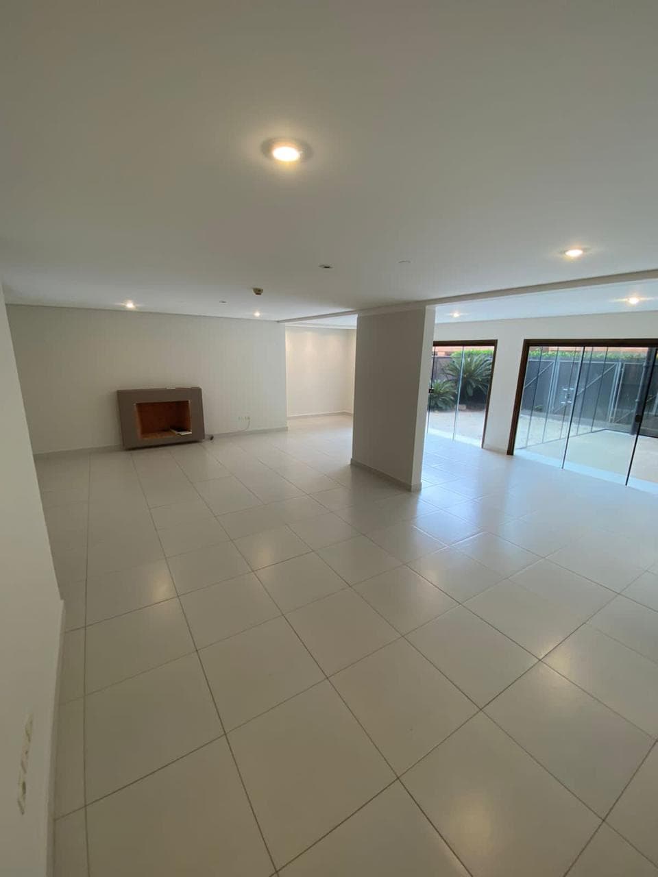 Alquilo Hermosa Casa En Condominio Mcal Estigarribia. – 3