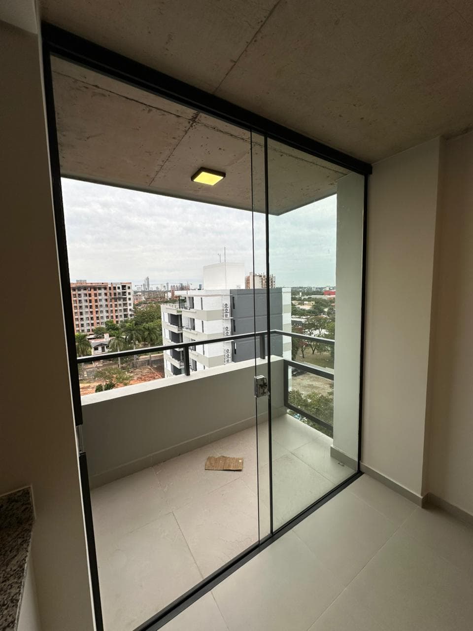 ALQUILO DEPARTAMENTO DE 2 HABITACIONES EN LUQUE – 3