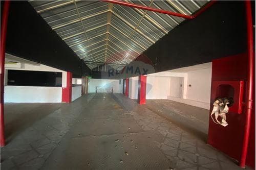 ALQUILO AMPLIO SALÓN COMERCIAL DE DOS PISOS - Fernando de la Mora – 3