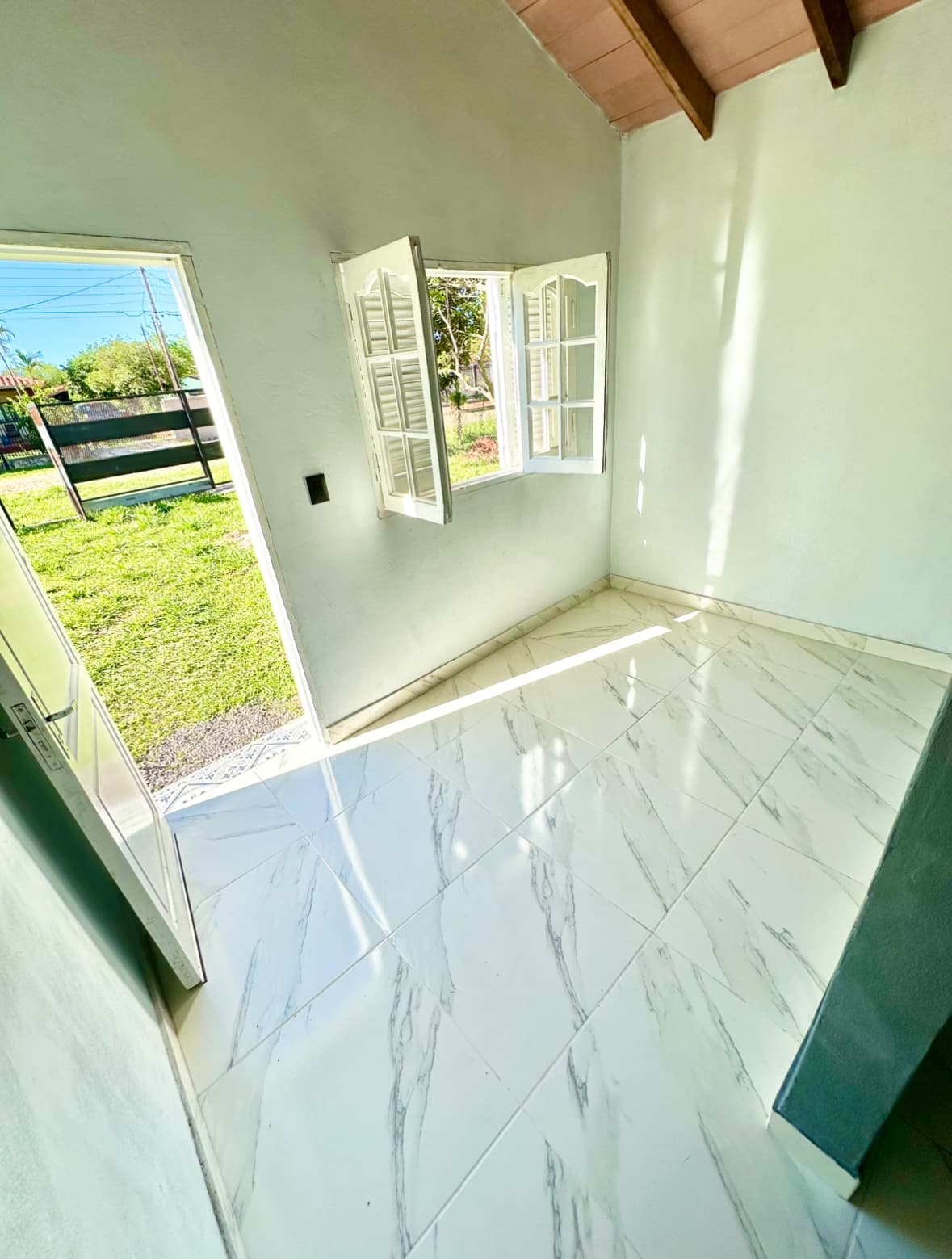 OFERTA casa en inmejorable ubicación zona Surubi'i Barrio Mirador en MRA!! – 3