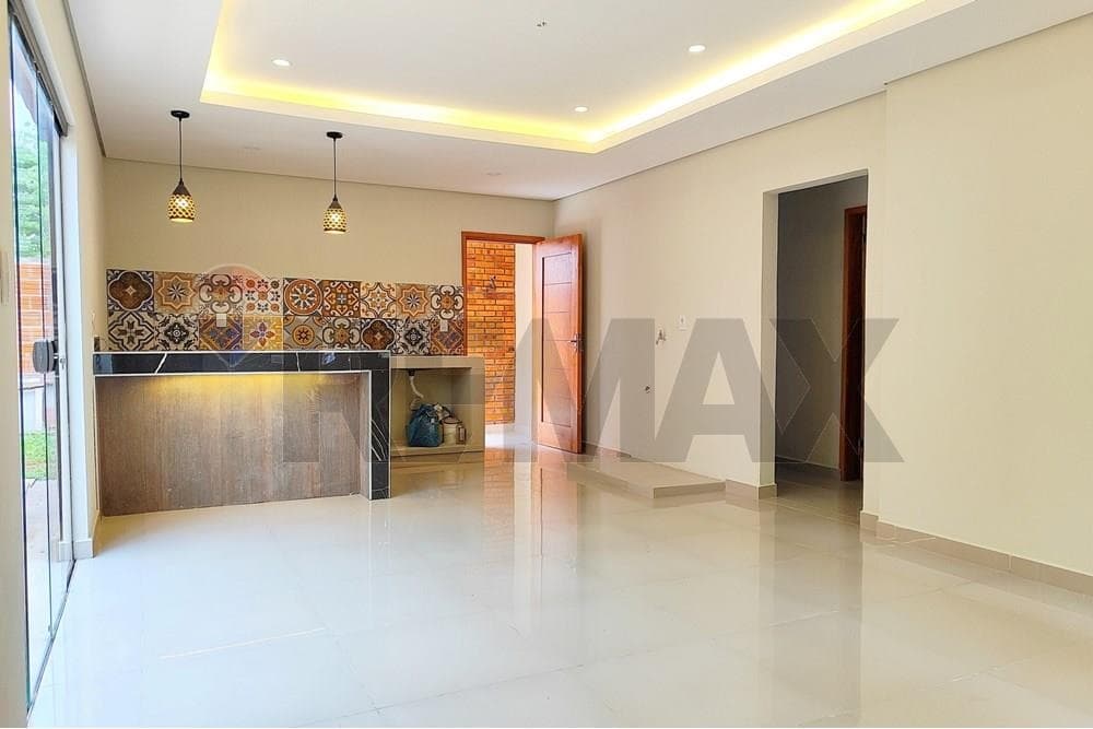 Dúplex a re-estrenar en Maramburé Luque – 3