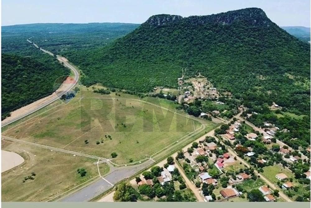 VENDO COMPLEJO TURISTICO EN PARAGUARI – 2